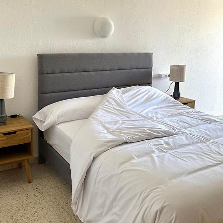 Hostal Solfina Palafolls Bagian luar foto