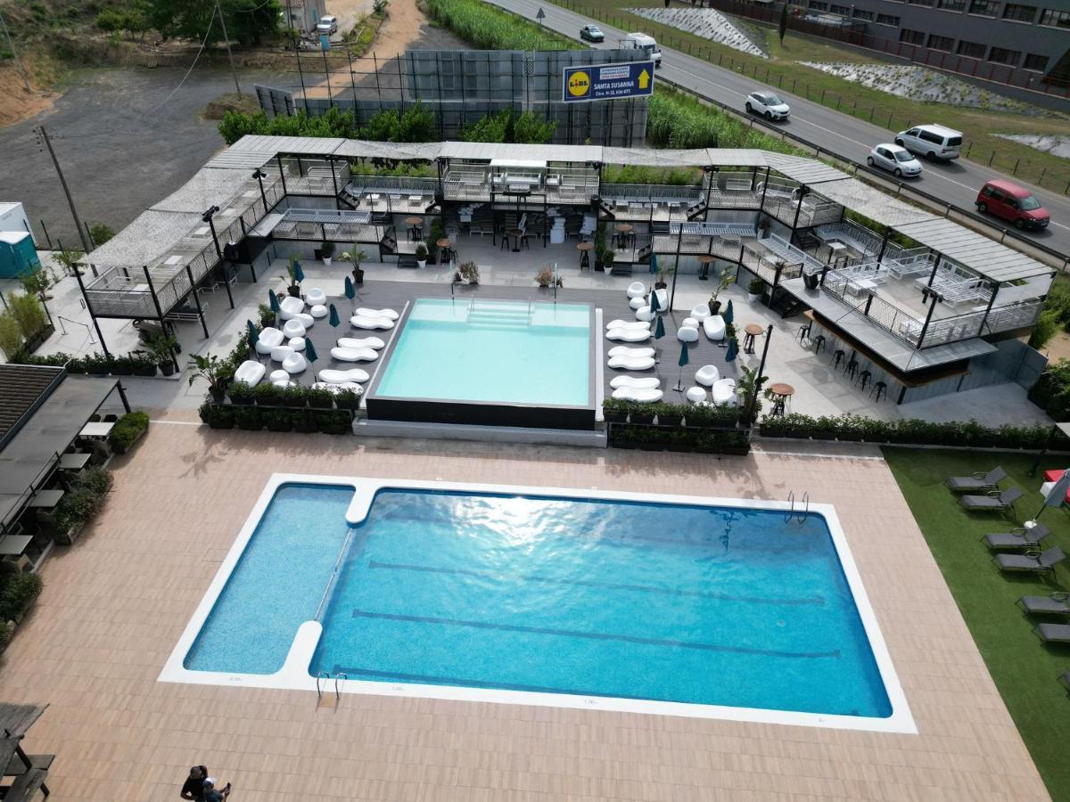 Hostal Solfina Palafolls Bagian luar foto