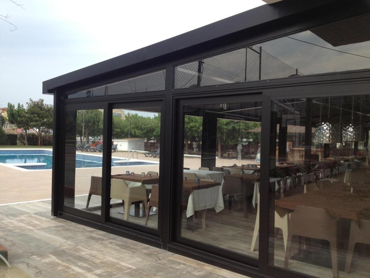 Hostal Solfina Palafolls Bagian luar foto